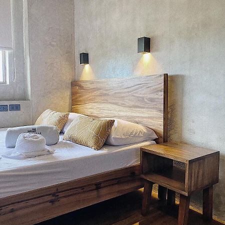 Shorebreak Hostel San Juan  Bagian luar foto